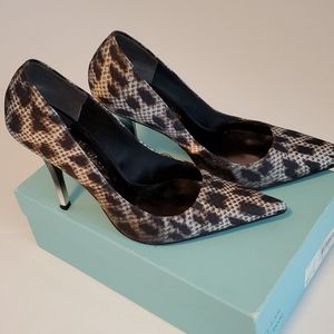 Guess by Marciano,  size 10, 4.5 " heel